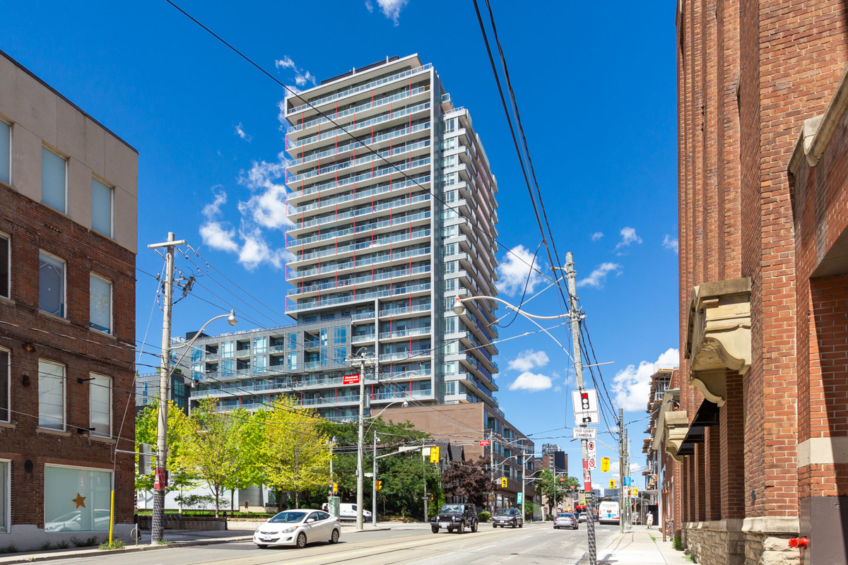 Leased: 120 Parliament St #720