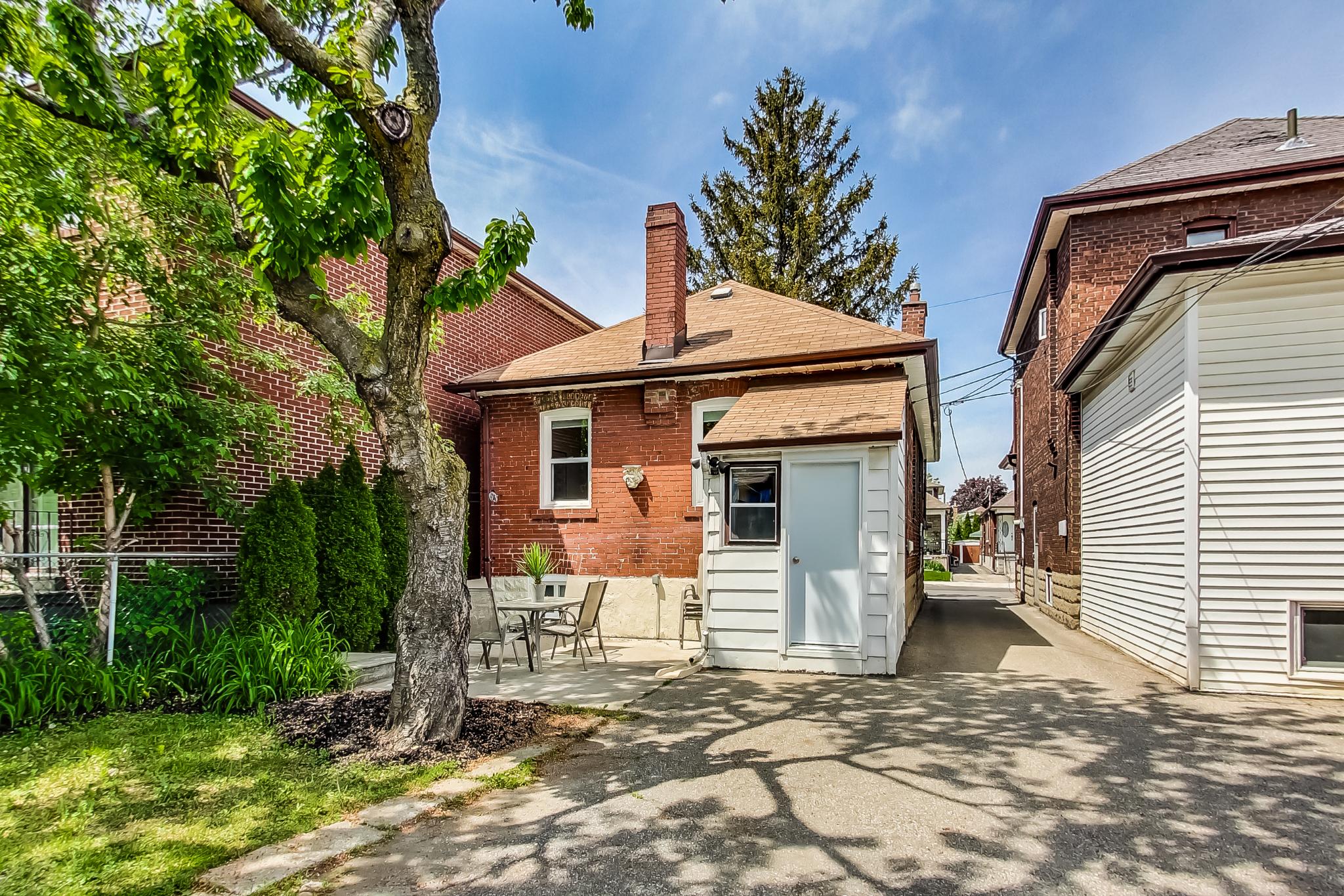 Sold 205 Livingstone Ave Toronto Livings