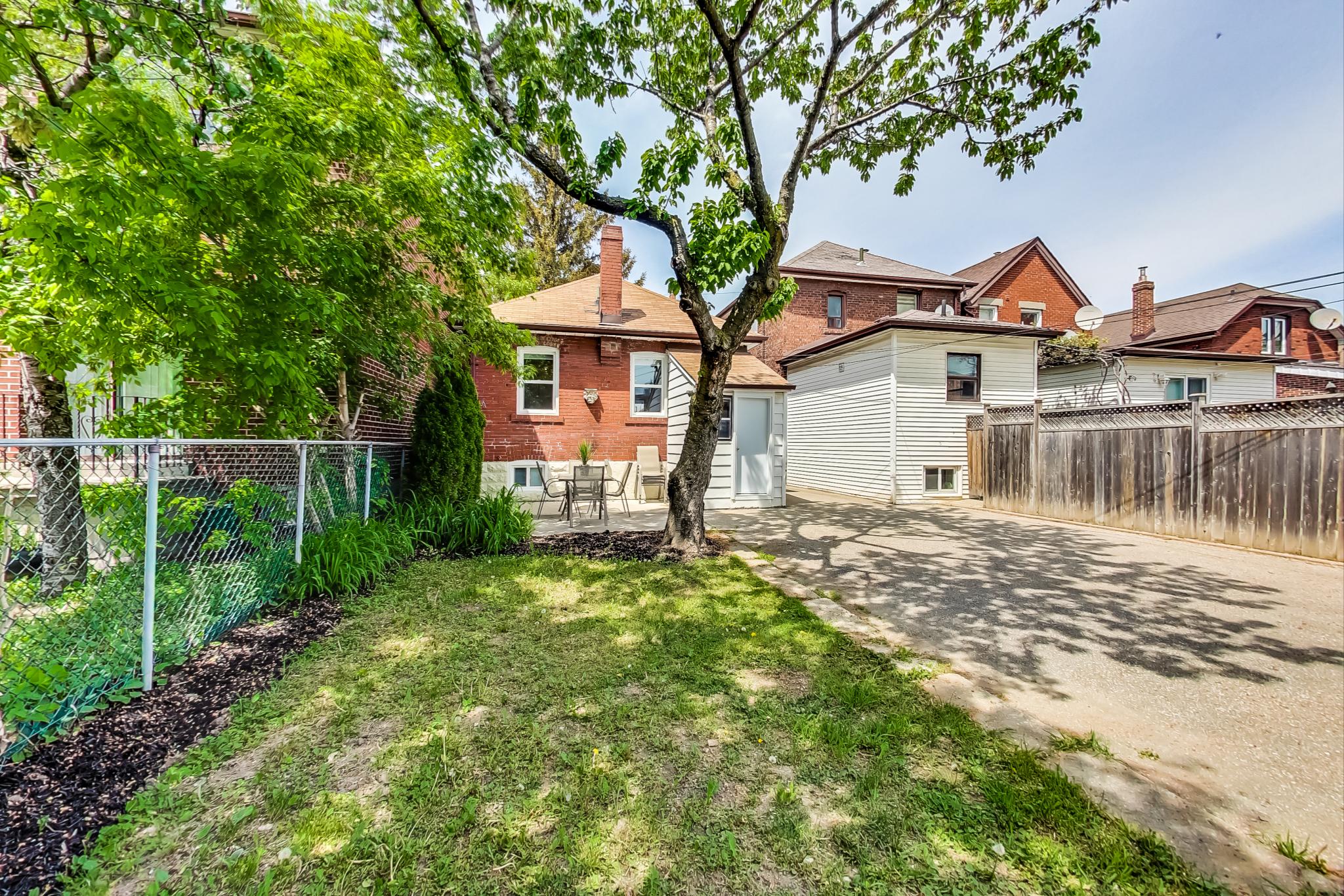 Sold 205 Livingstone Ave Toronto Livings