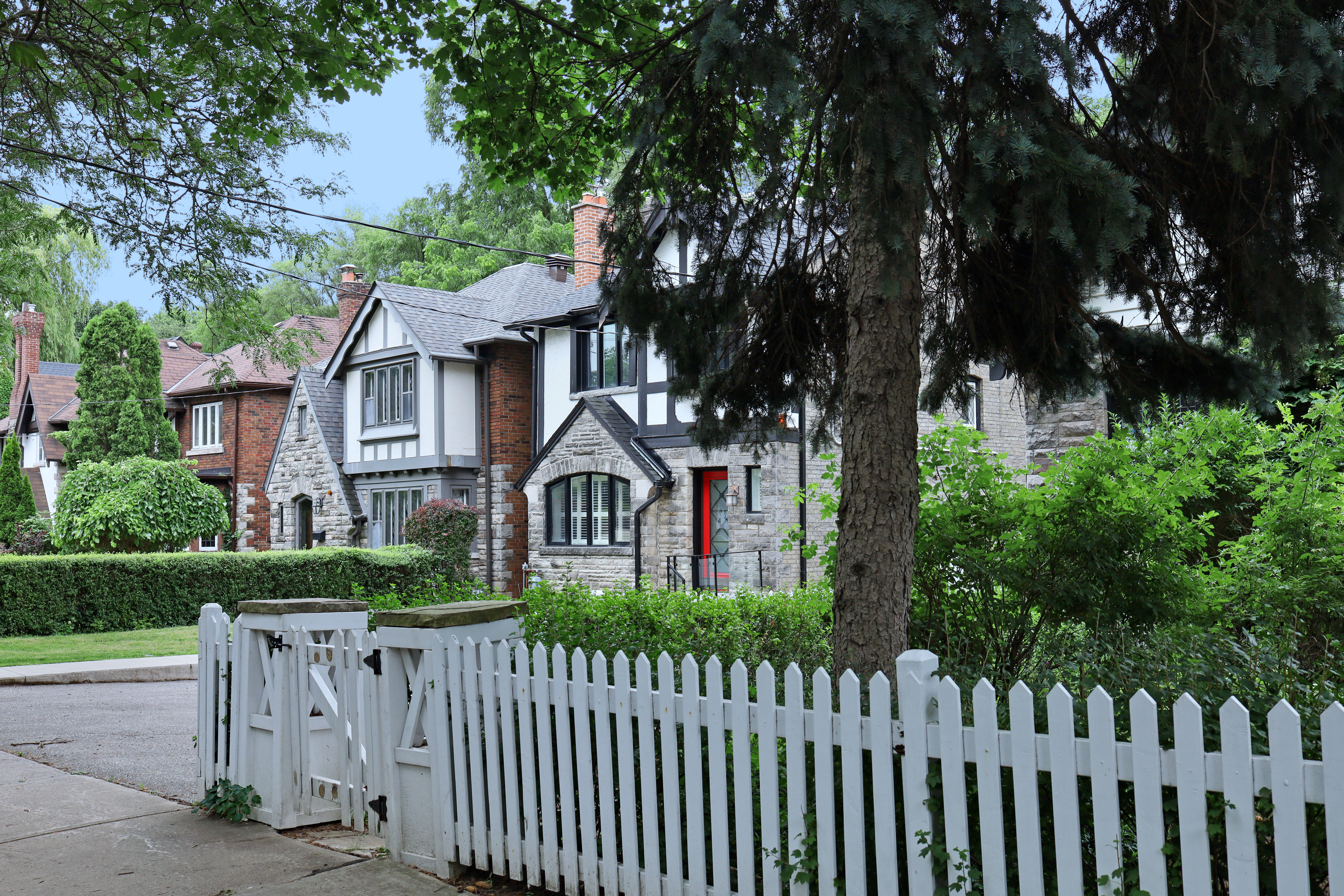 Toronto Real Estate Market Update – May 2025