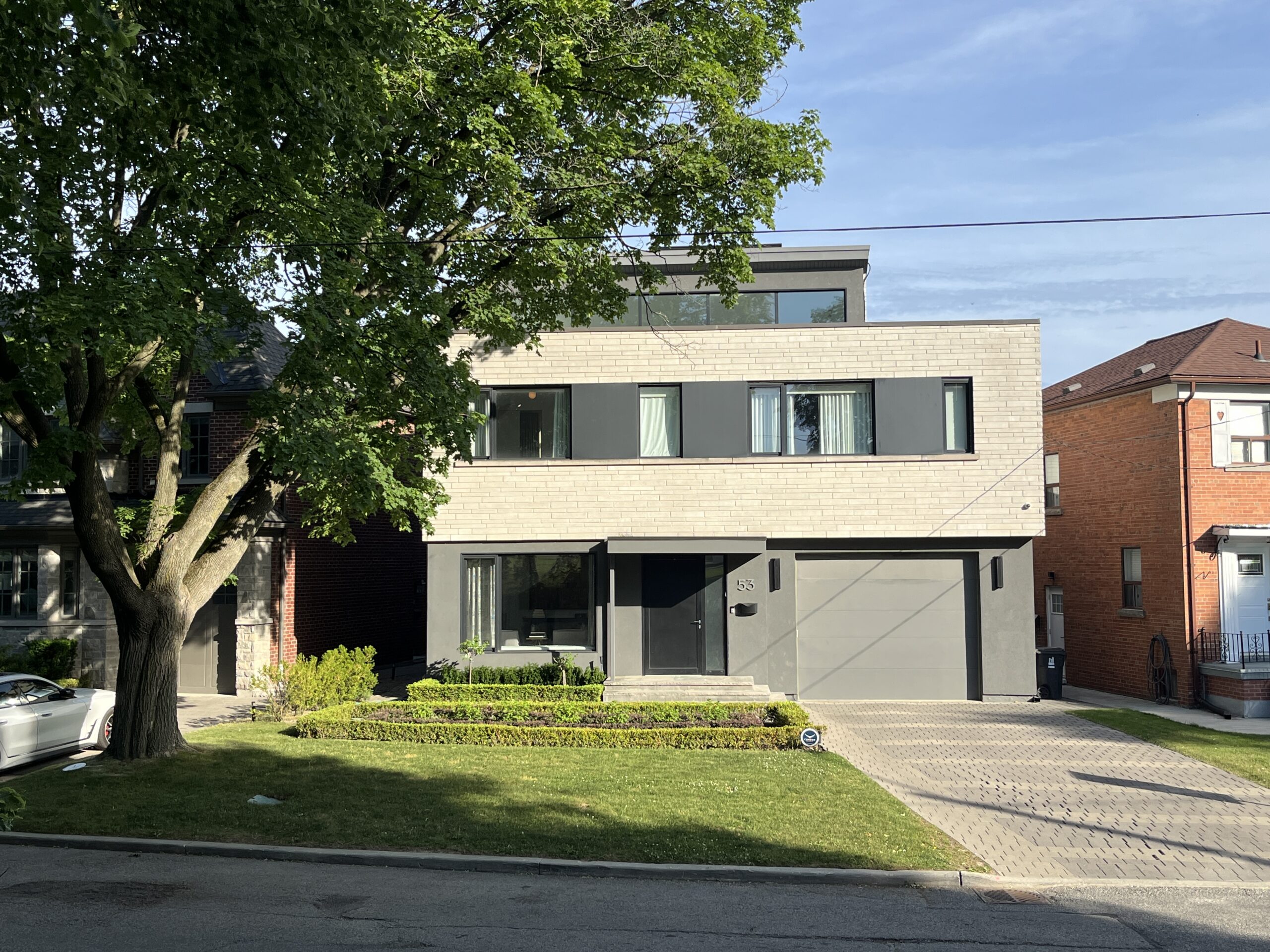 Should You Sell Before You Buy in Toronto? Here’s Why We Say Yes.