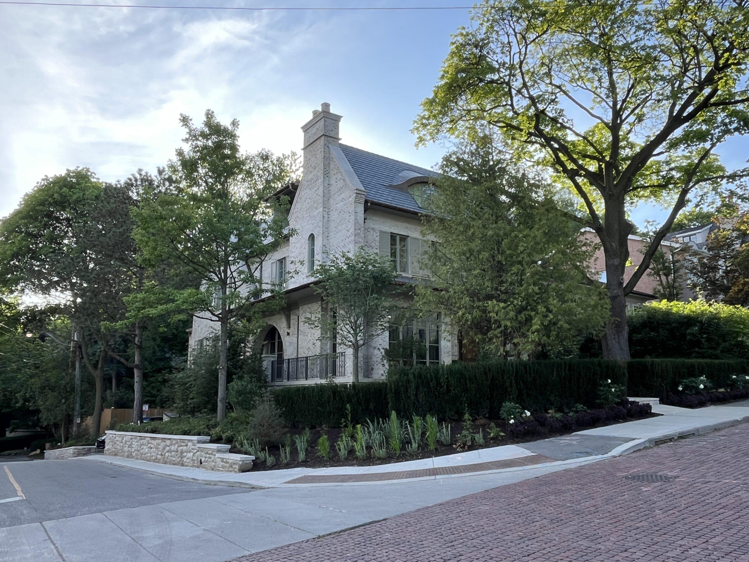 How Toronto Realtors Determine Property Value for Sellers