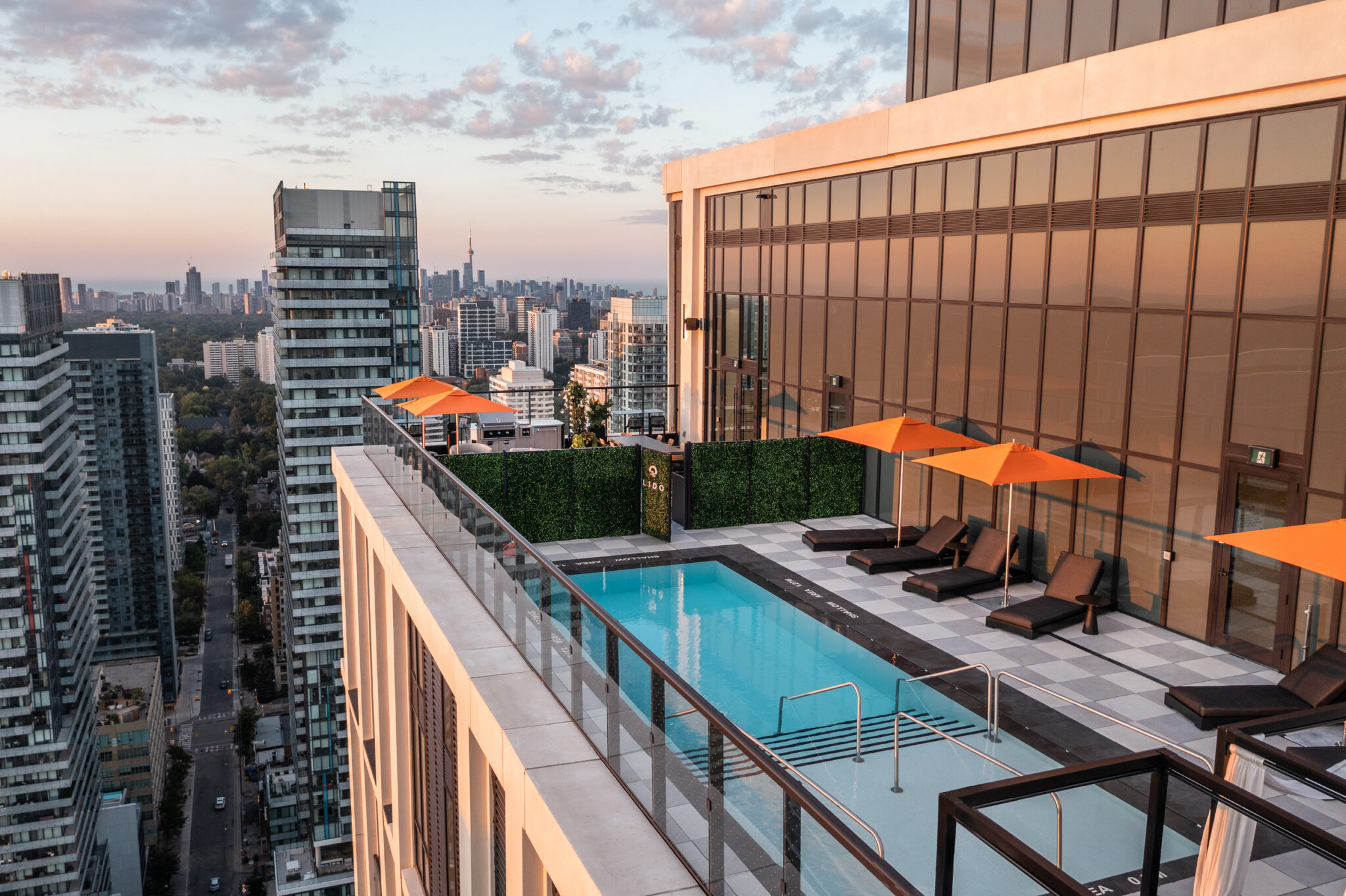 What Amenities Does Parker By Fitzrovia Offer?
