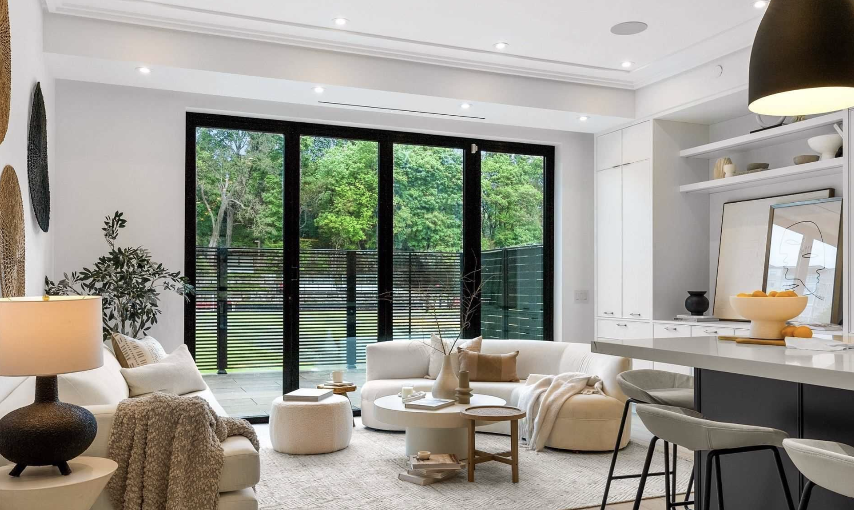 Buying a Toronto Penthouse Over $3M? Here’s What the Luxury Land Transfer Tax Really Costs